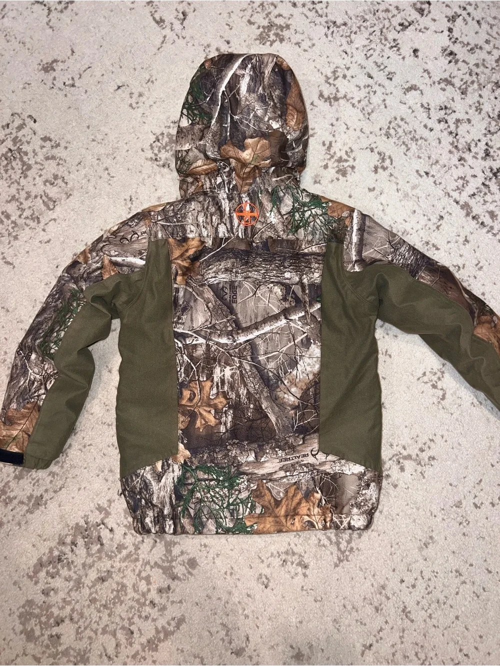 Boys size Small - Lincoln Outfitters Realtree-Style Camo Jacket - Olive Green